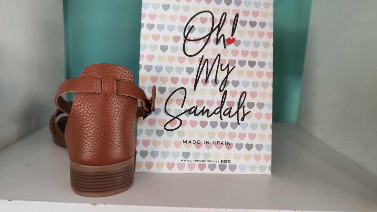 OH MY SANDALS 5601
