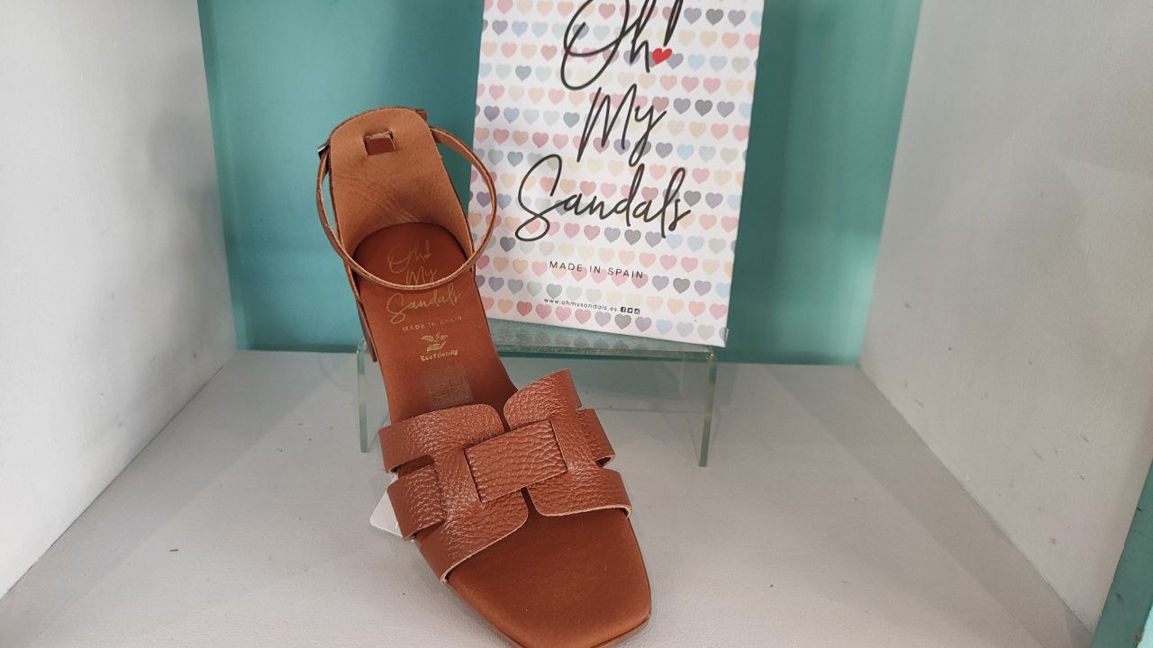 OH MY SANDALS 5601