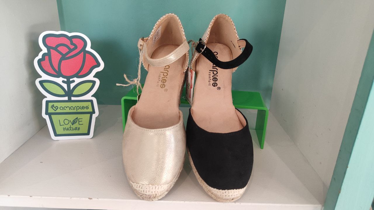 AMAR PIES 26481