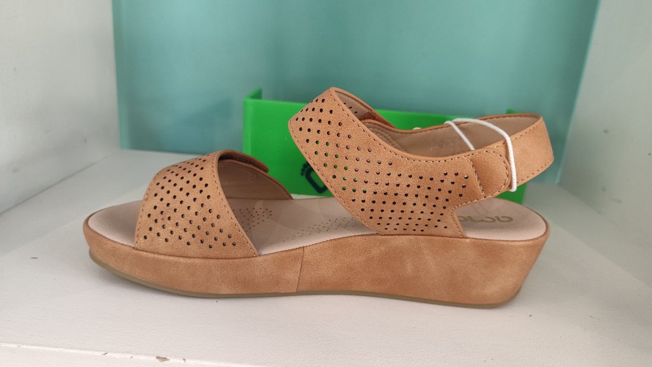 AMAR PIES 23587